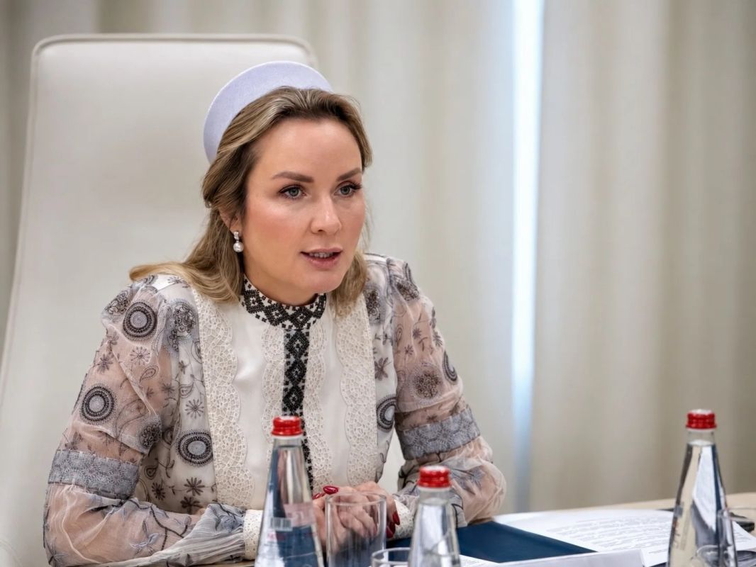 В Доме Советов состоялась селекторное совещание с Уполномоченным при Президенте Российской Федерации по правам ребёнка Марией ЛьвовойБеловой В Доме Советов состоялась селекторное совещание с Уполномоченным при Президенте Российской Федерации по правам ребёнка Марией ЛьвовойБеловой