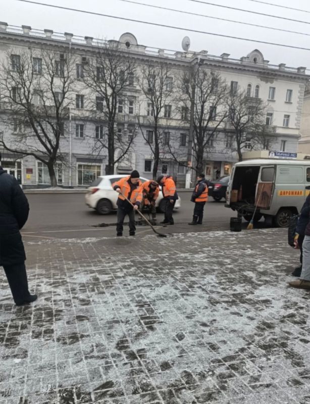 Курский комитет ЖКХ заплатит 200 тысяч рублей штрафа за ямы на дорогах