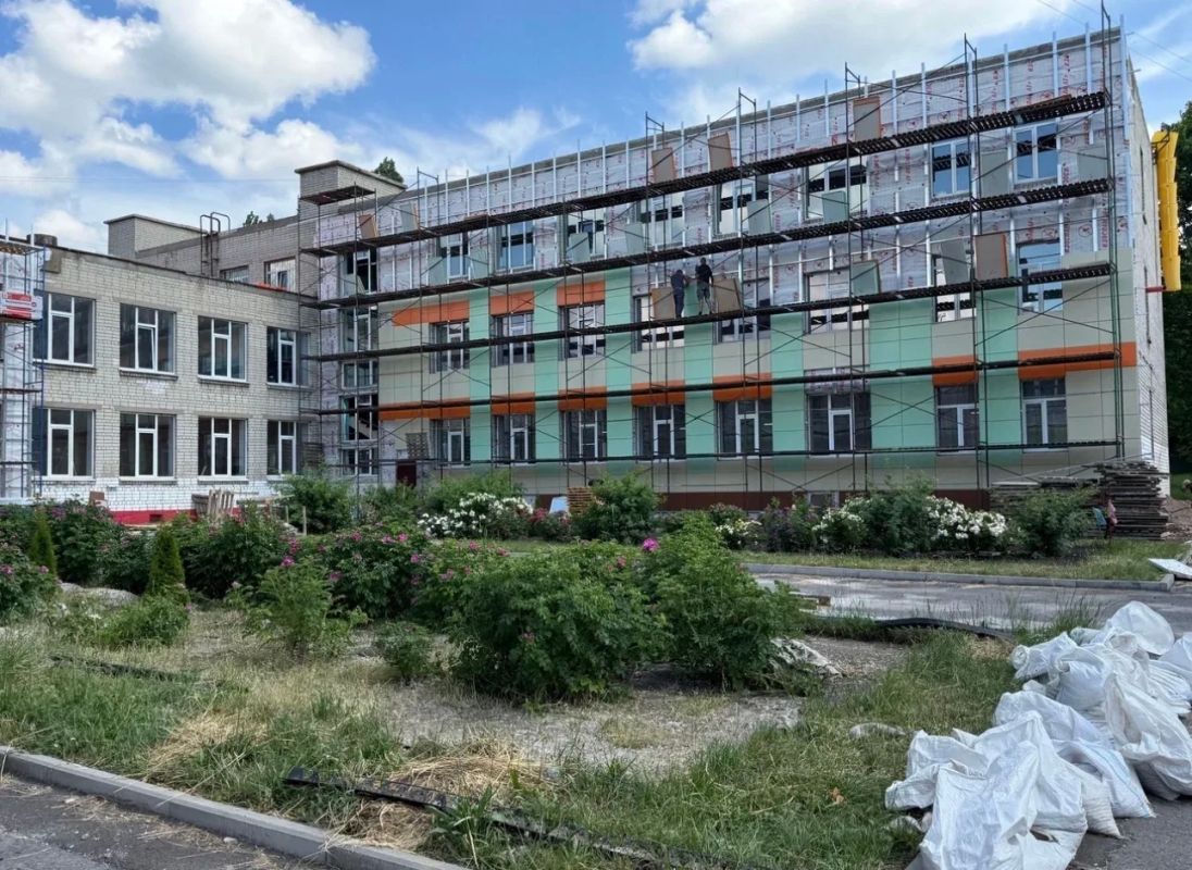 Три школы Курска капитально ремонтируют по графику Три школы Курска капитально ремонтируют по графику