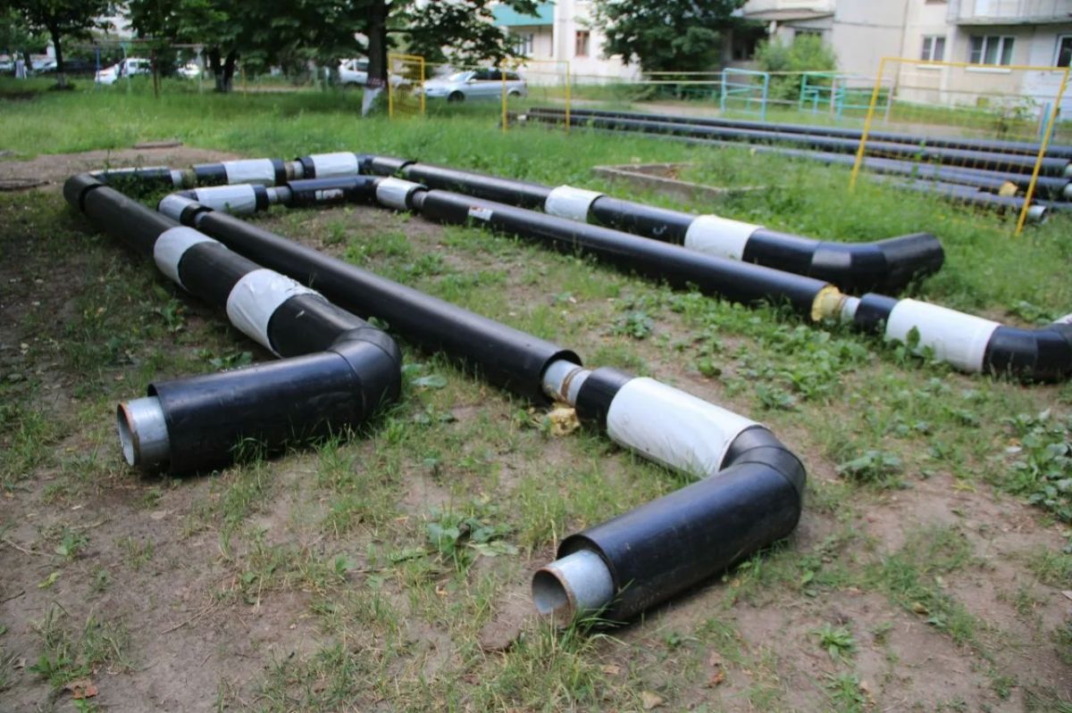 В Курске на улице Орловской продолжается масштабная реконструкция теплосетей В Курске на улице Орловской продолжается масштабная реконструкция теплосетей