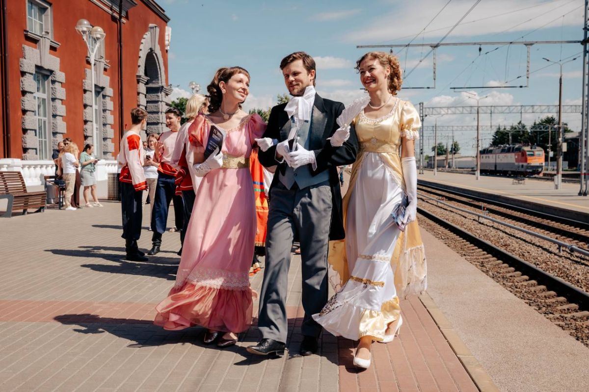 Александр Хинштейн: Встретили в Курске «Театральный поезд» Александр Хинштейн: Встретили в Курске «Театральный поезд»