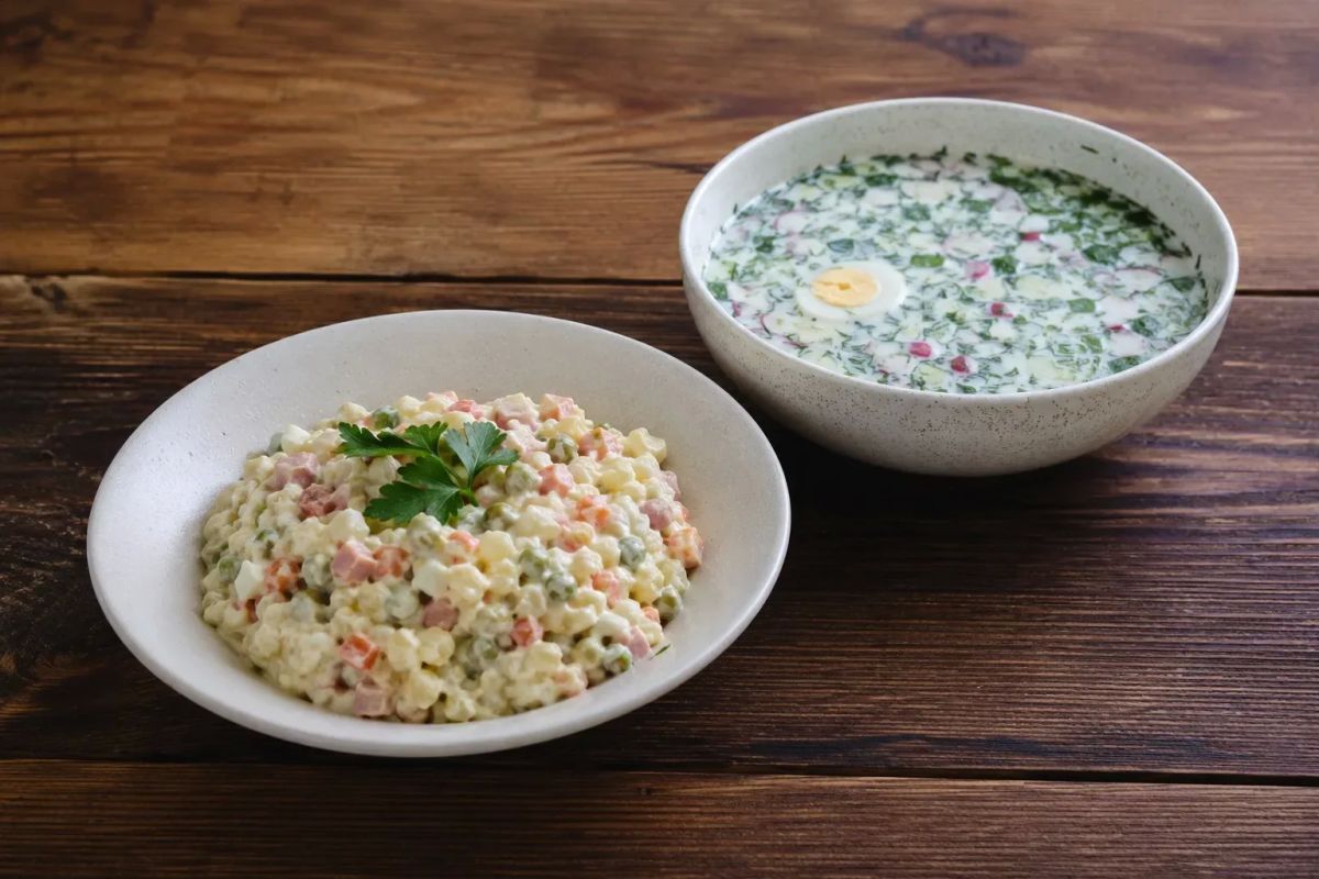Куряне отравились окрошкой и «Оливье» из кулинарного цеха