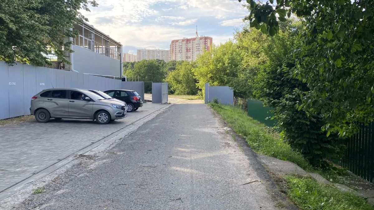 По поручению губернатора Александра Хинштейна разбирались в ситуации в 1-м Кирпичном переулке По поручению губернатора Александра Хинштейна разбирались в ситуации в 1-м Кирпичном переулке