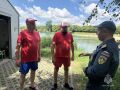 В Курске на Ермошкином озере спасатели вытащили из воды молодого человека