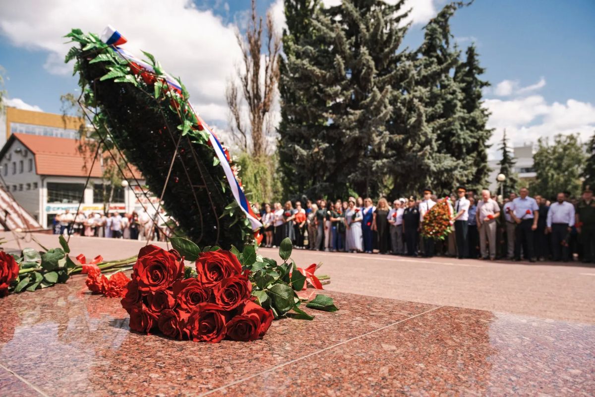 Сегодня вся страна отмечает День ветеранов боевых действий Сегодня вся страна отмечает День ветеранов боевых действий