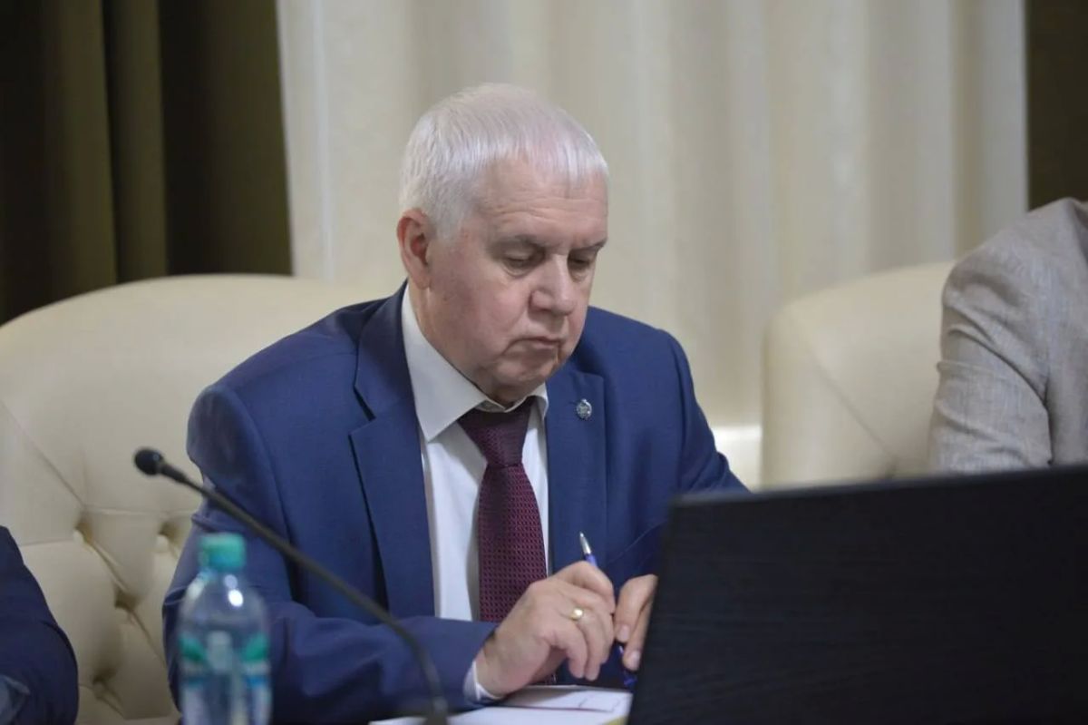 Всероссийские совещания с руководством Рослесхоза и представителями лесного бизнеса будут проводиться регулярно Всероссийские совещания с руководством Рослесхоза и представителями лесного бизнеса будут проводиться регулярно