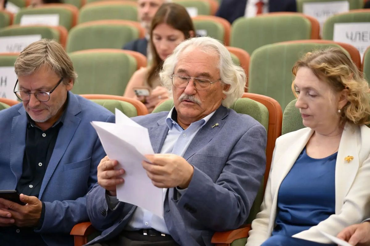 Открывая заседание, Вероника Скворцова отметила: Открывая заседание, Вероника Скворцова отметила: