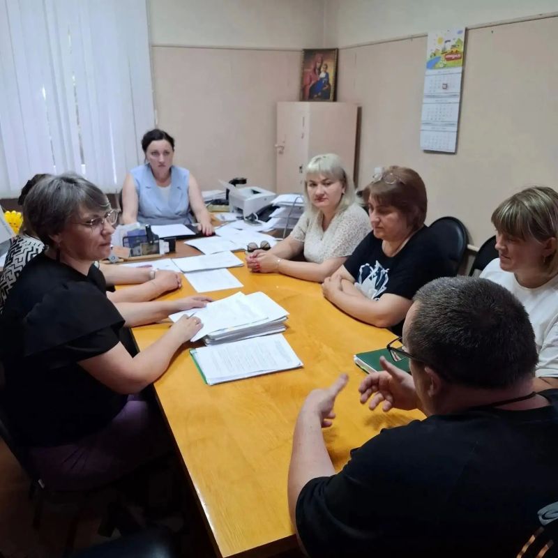 Под председательством заместителя Главы Администрации Конышевского района Елены Стариковской прошло заседание межведомственной комиссии по вопросам оказания государственной социальной помощи на основании социального контракта Под председательством заместителя Главы Администрации Конышевского района Елены Стариковской прошло заседание межведомственной комиссии по вопросам оказания государственной социальной помощи на основании социального контракта