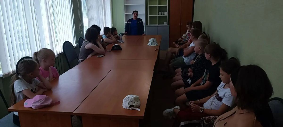 Тематическая беседа «Спички детям не игрушка» на базе Поныровского дома культуры