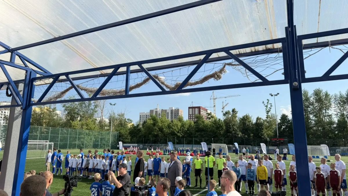 Спорт и командный дух!. В День спортивного журналиста, 2 июля 2026 года, на стадионе «Олимп» прошёл товарищеский футбольный матч между Сборной Правительства Курской области и Сборной журналистов региона Спорт и командный дух!. В День спортивного журналиста, 2 июля 2026 года, на стадионе «Олимп» прошёл товарищеский футбольный матч между Сборной Правительства Курской области и Сборной журналистов региона