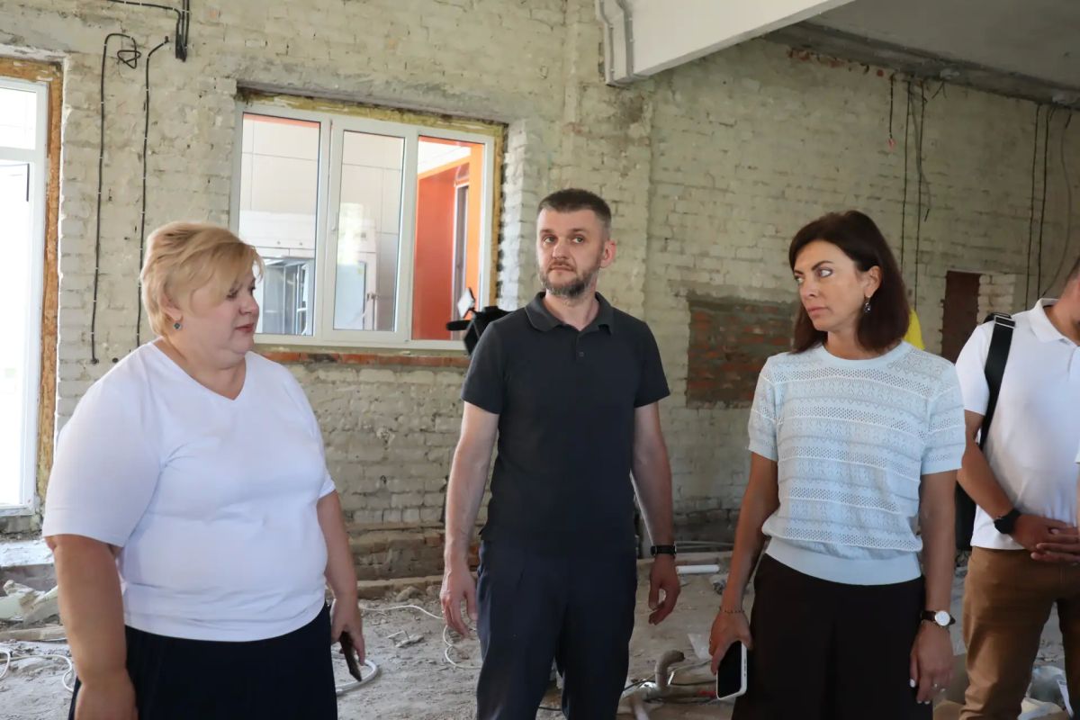 Первый заместитель руководителя Администрации Курской области Олеся Дворцова посетила с рабочим визитом Обоянский район Первый заместитель руководителя Администрации Курской области Олеся Дворцова посетила с рабочим визитом Обоянский район