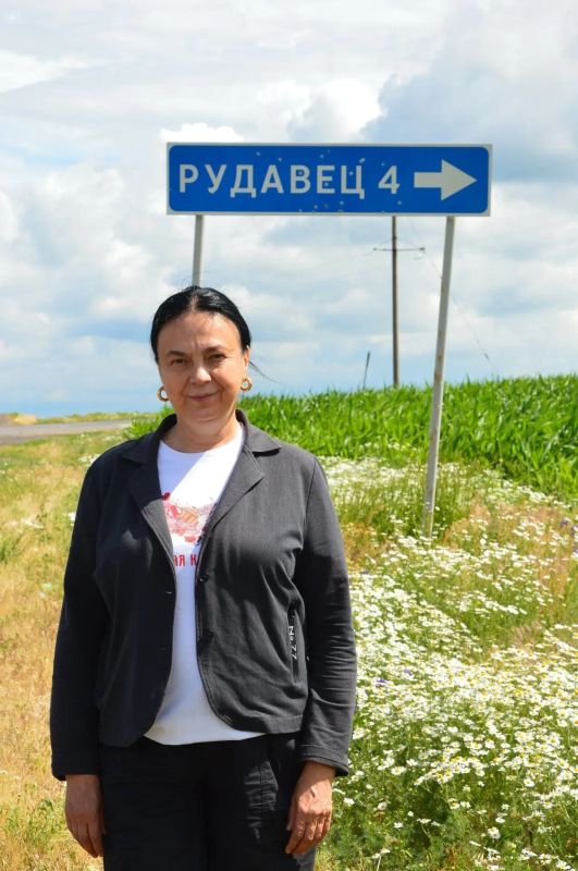 Сотрудники Курского областного Дома народного творчества совершили экспедицию по сбору фольклорных и этнографических материалов в село Рудавец, расположенное в Обоянском районе Курской области