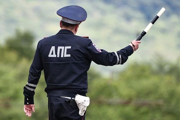Уважаемые сотрудники и ветераны Госавтоинспекции!