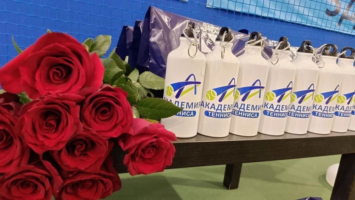 В Курске стартовал турнир по теннису памяти героев-морских пехотинцев В Курске стартовал турнир по теннису памяти героев-морских пехотинцев