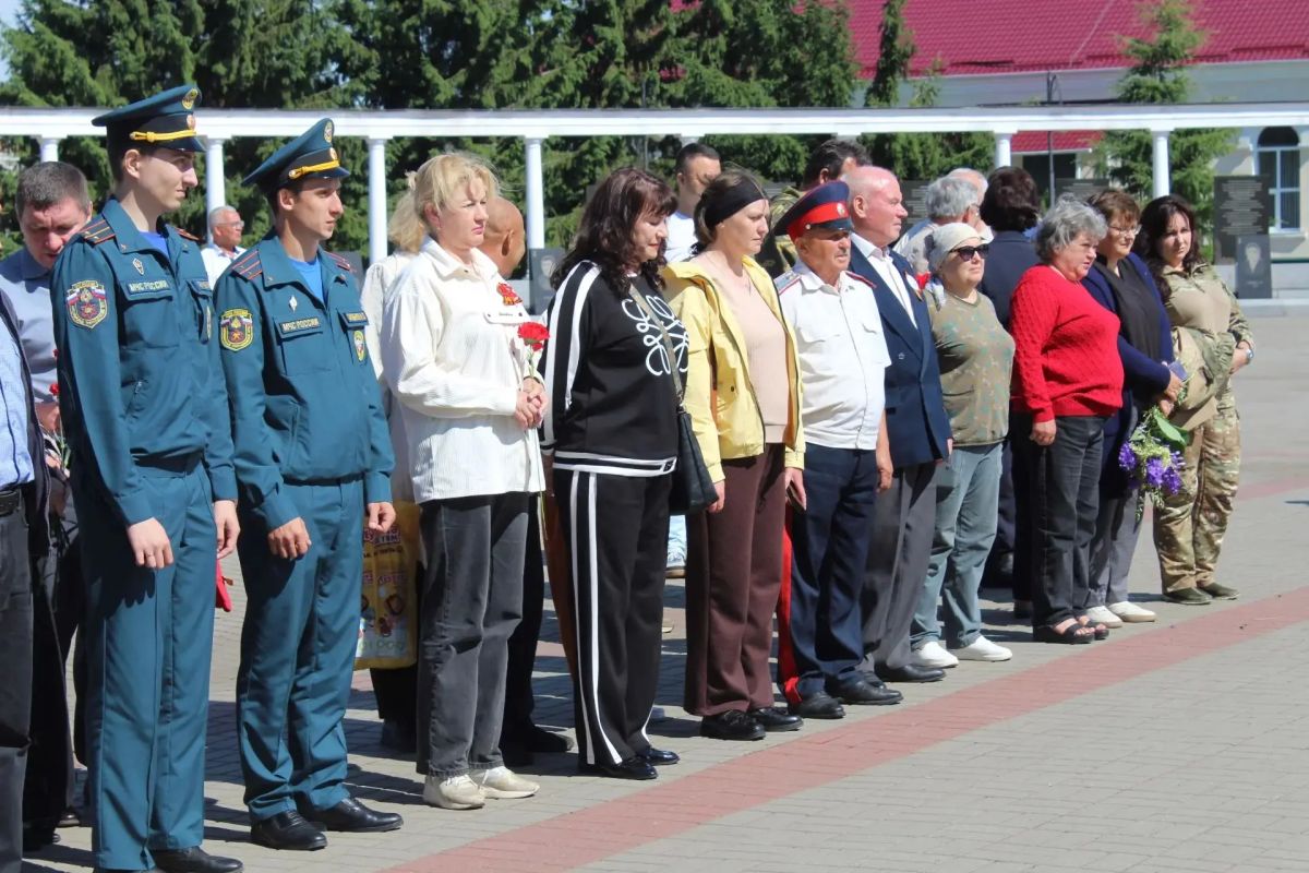 На Мемориале "Героям Северного фаса Курской дуги" состоялся митинг, посвящённый 83-й годовщине начала Курской битвы На Мемориале "Героям Северного фаса Курской дуги" состоялся митинг, посвящённый 83-й годовщине начала Курской битвы