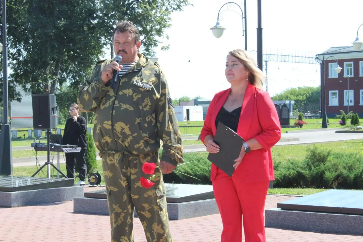 На Мемориале "Героям Северного фаса Курской дуги" состоялся митинг, посвящённый 83-й годовщине начала Курской битвы На Мемориале "Героям Северного фаса Курской дуги" состоялся митинг, посвящённый 83-й годовщине начала Курской битвы