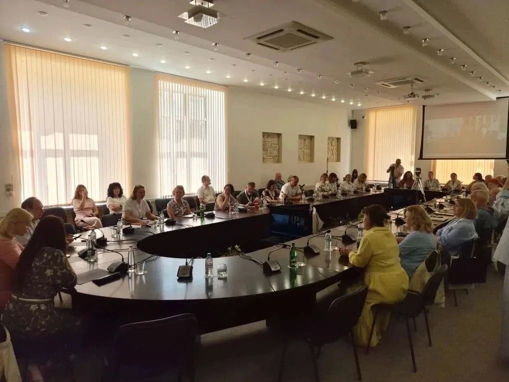 В Курской области завершился Международный научный форум «Фетовские чтения на Курской земле», проходивший с 3 по 5 июля В Курской области завершился Международный научный форум «Фетовские чтения на Курской земле», проходивший с 3 по 5 июля