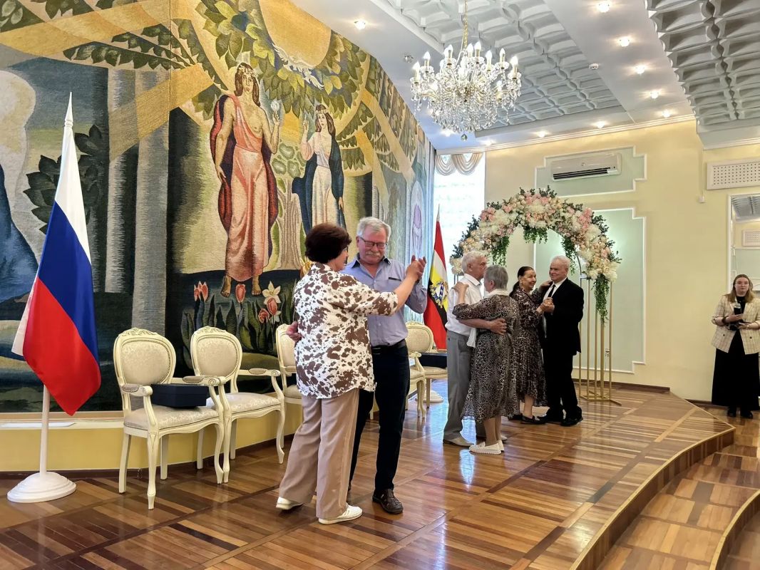 Золото, бриллианты и новое начало Золото, бриллианты и новое начало