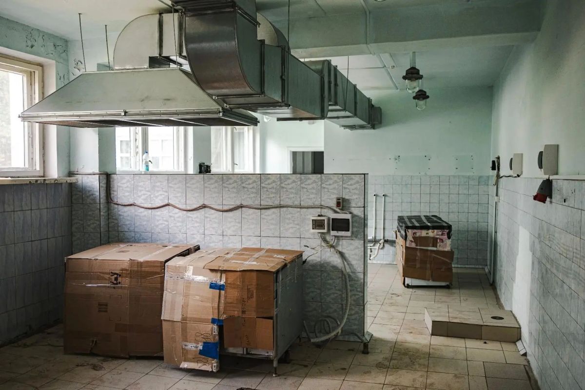 В образовательных учреждениях Курска продолжается капитальный ремонт В образовательных учреждениях Курска продолжается капитальный ремонт