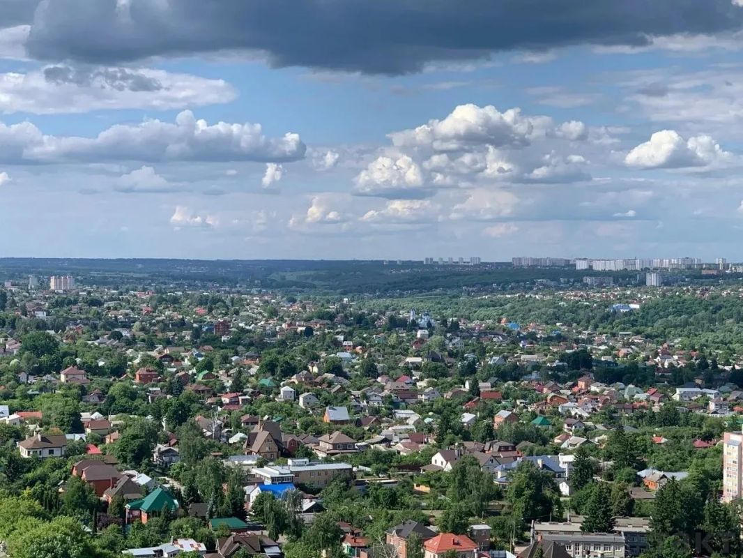 Доброе утро, куряне! Фаза резких перепадов и изменчивой погоды текущего лета продолжается