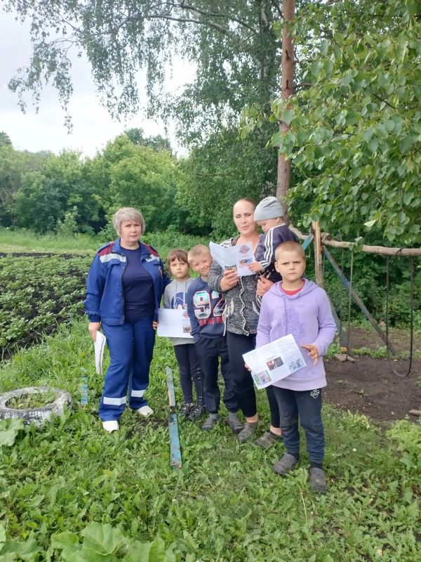 Подворовый обход в с. Нижняя Грайворонка Советского района