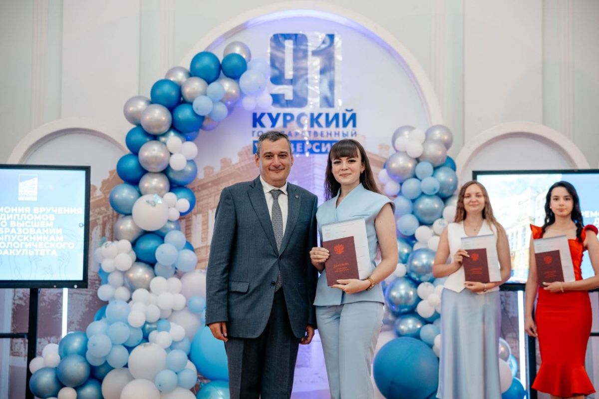 Екатерина Харченко: Мастера слова, которым мы доверим наших детей Екатерина Харченко: Мастера слова, которым мы доверим наших детей