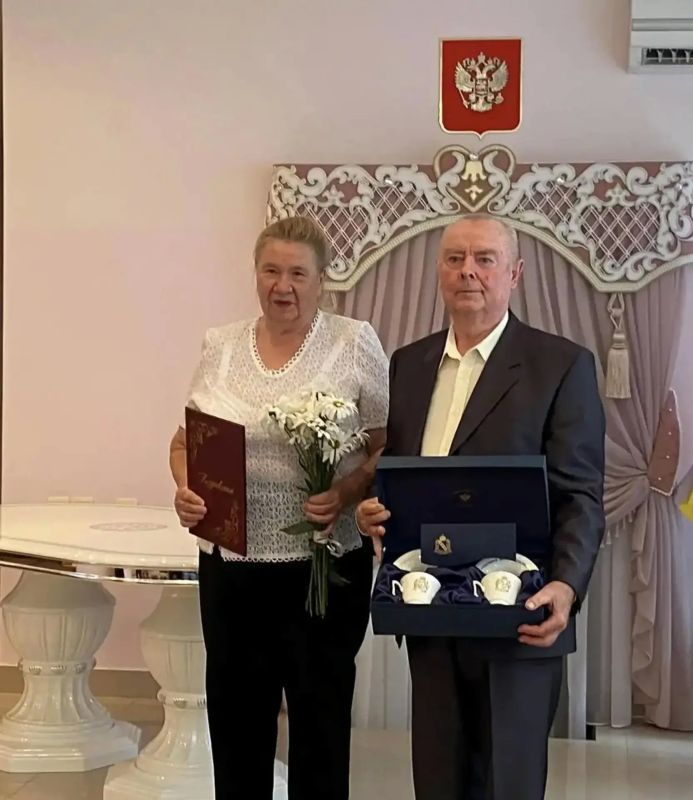 Тепло сердец: Золотухинский район отметил День семьи, любви и верности! Тепло сердец: Золотухинский район отметил День семьи, любви и верности!