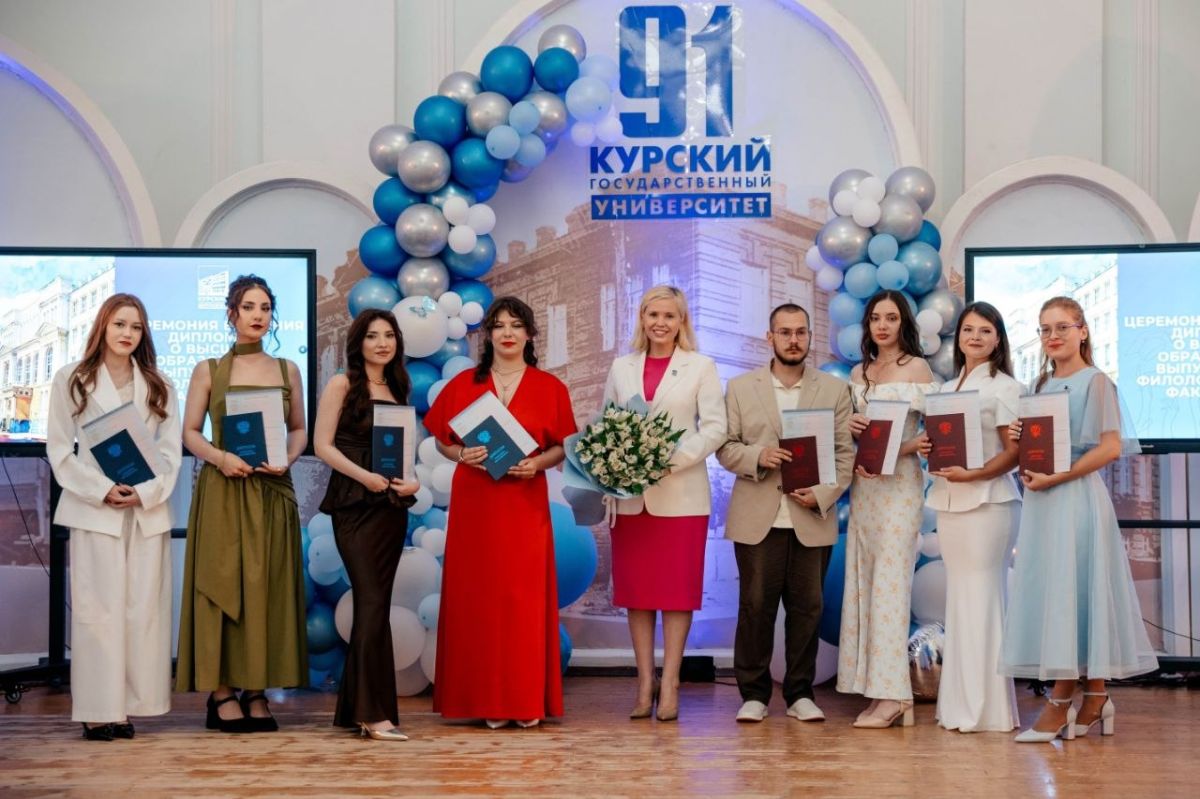 Екатерина Харченко: Мастера слова, которым мы доверим наших детей Екатерина Харченко: Мастера слова, которым мы доверим наших детей