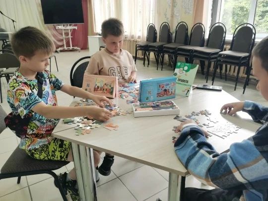 Знаете, взрослая жизнь часто кажется сложной только потому, что в неё не играли в детстве Знаете, взрослая жизнь часто кажется сложной только потому, что в неё не играли в детстве