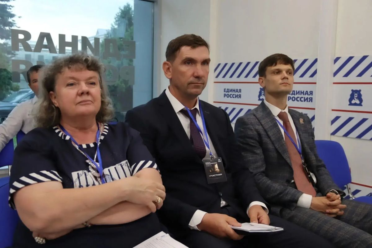 Нам силу дает наша верность Отчизне Нам силу дает наша верность Отчизне