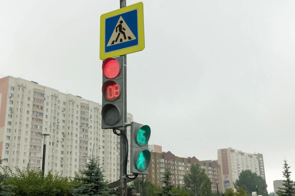 В Курске заработали новые светофоры
