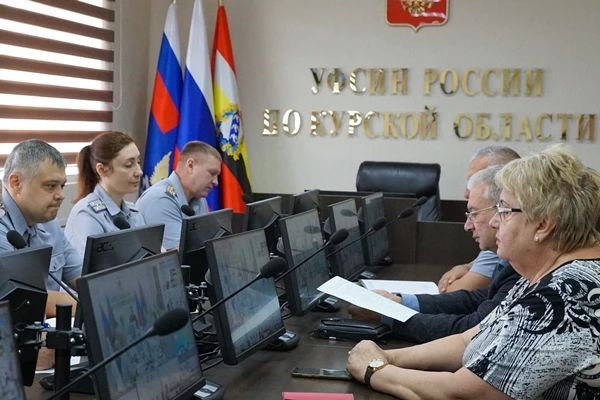 го диалога была освещена их деятельность, связанная с правовой защитой сотрудников и ветеранов УИС, поддержкой личного состава, помощью ветеранам СВО и членам их семей, сохранением кадрового ядра сотрудников УИС и... го диалога была освещена их деятельность, связанная с правовой защитой сотрудников и ветеранов УИС, поддержкой личного состава, помощью ветеранам СВО и членам их семей, сохранением кадрового ядра сотрудников УИС и...