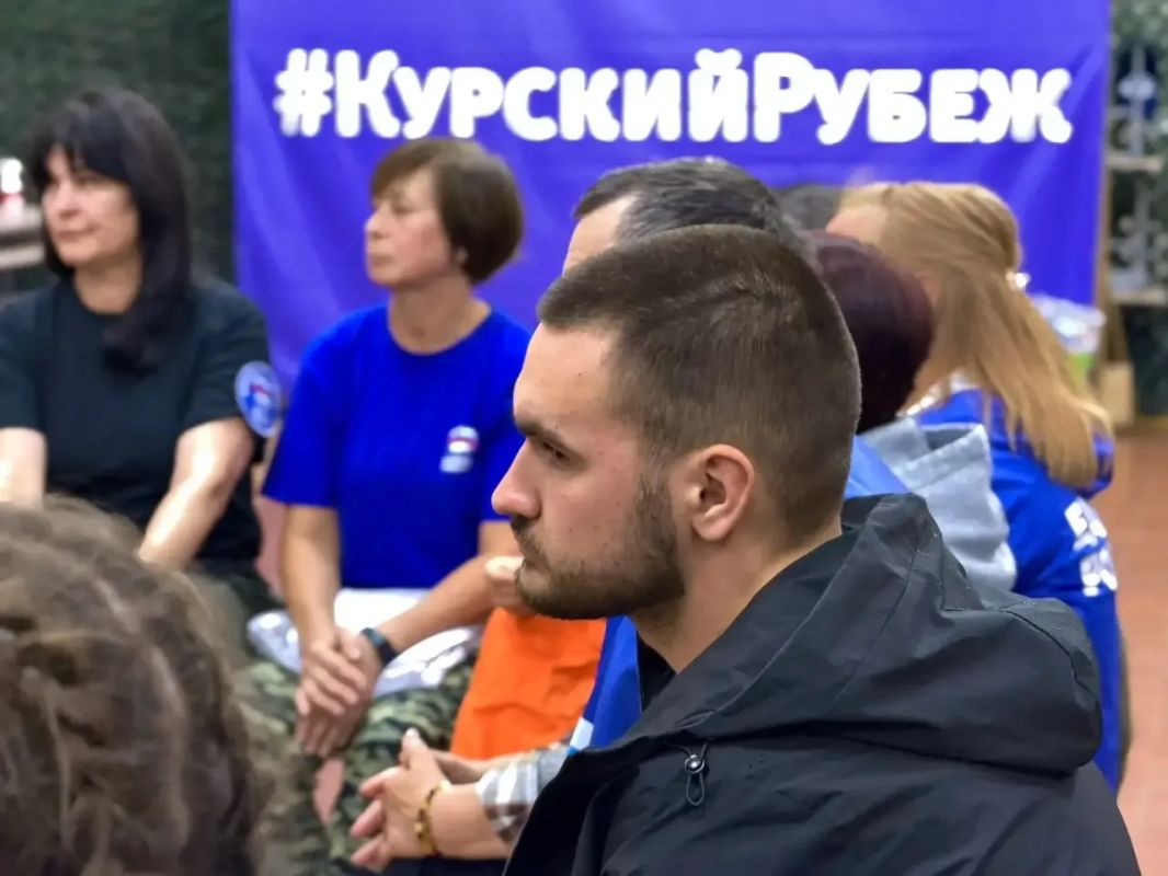 Игорь Кастюкевич: Курская область. Пообщались с волонтерами лагеря Единой России «Курский рубеж» Игорь Кастюкевич: Курская область. Пообщались с волонтерами лагеря Единой России «Курский рубеж»