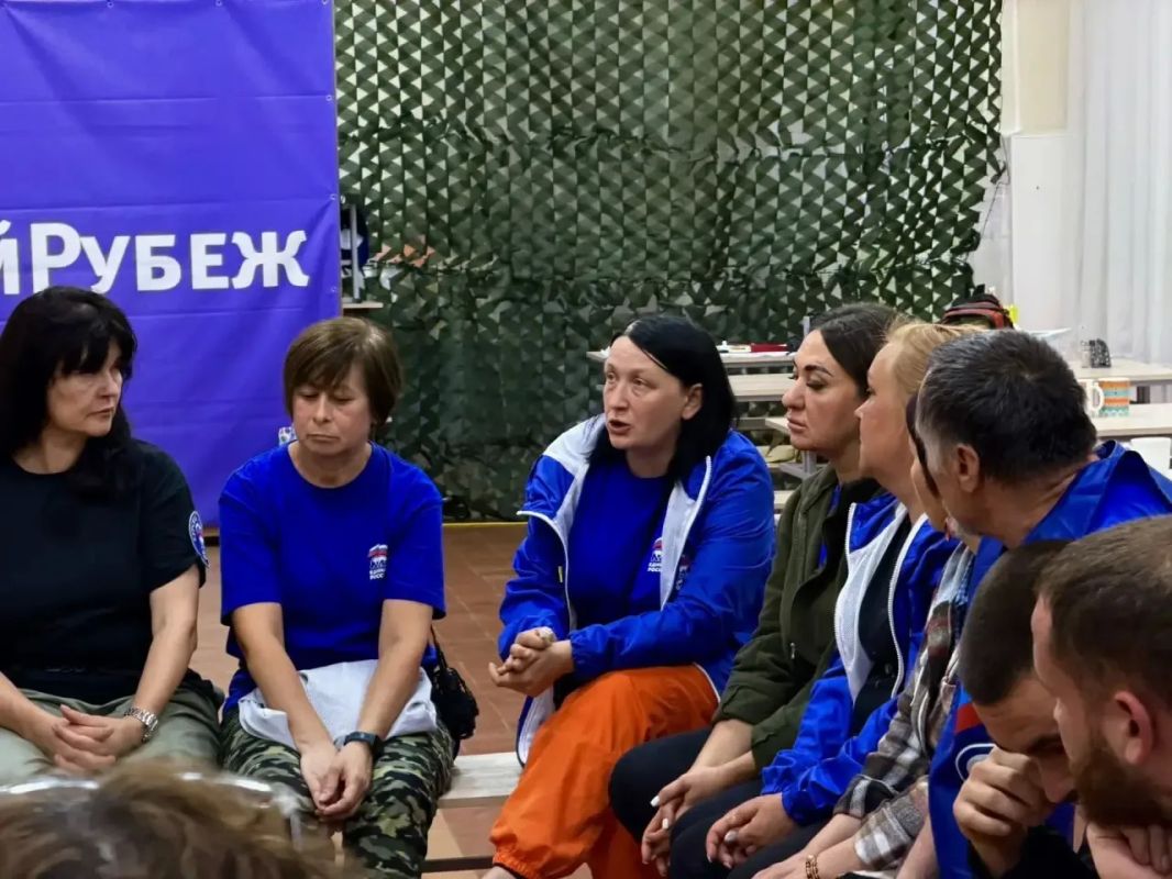 Игорь Кастюкевич: Курская область. Пообщались с волонтерами лагеря Единой России «Курский рубеж» Игорь Кастюкевич: Курская область. Пообщались с волонтерами лагеря Единой России «Курский рубеж»