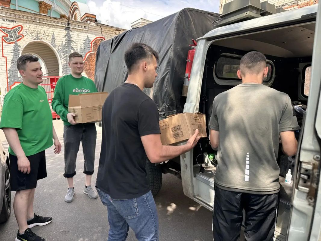 Волонтёры Ямала завершили гуманитарную миссию в Курской области Волонтёры Ямала завершили гуманитарную миссию в Курской области