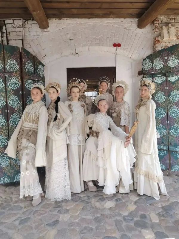 Курские модельеры стали лауреатами Международного фестиваля моды Курские модельеры стали лауреатами Международного фестиваля моды