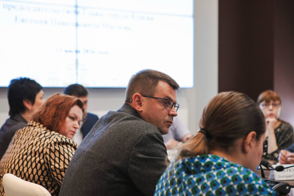 Евгений Маслов: Сегодня провел рабочую планерку с коллегами Евгений Маслов: Сегодня провел рабочую планерку с коллегами