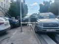 В центре Курска кроссовер атаковал световую опору