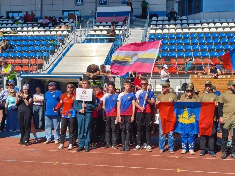В июне детское объединение «Туристымногоборцы» под руководством педагога Лащенковой Натальи Николаевны — победители XXVIII региональных соревнований «Школа безопасности» — в составе Курской делегации приняло участие в XXX... В июне детское объединение «Туристымногоборцы» под руководством педагога Лащенковой Натальи Николаевны — победители XXVIII региональных соревнований «Школа безопасности» — в составе Курской делегации приняло участие в XXX...