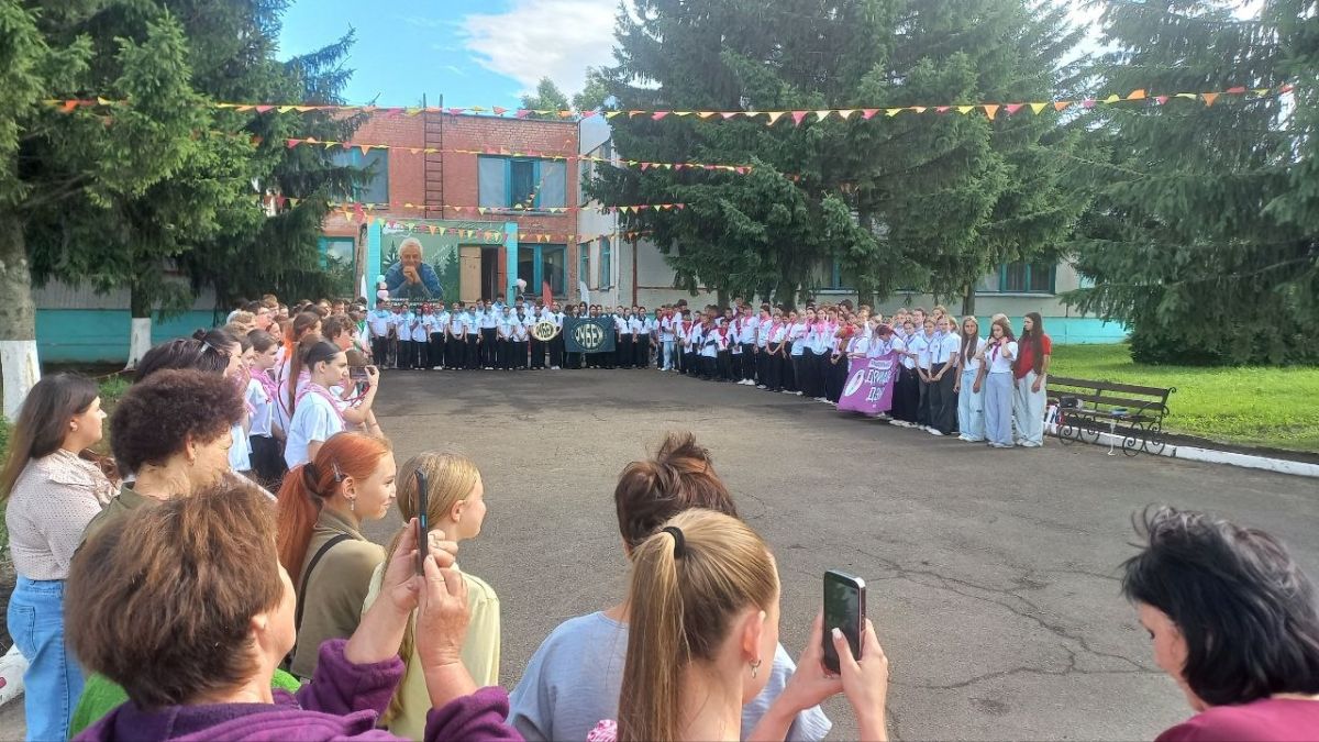Ольга Германова: Атмосфера лидерства, творчества и счастливого детства: ОЦ МОНОЛИТ открыл новую профильную смену «Курский характер»! Ольга Германова: Атмосфера лидерства, творчества и счастливого детства: ОЦ МОНОЛИТ открыл новую профильную смену «Курский характер»!