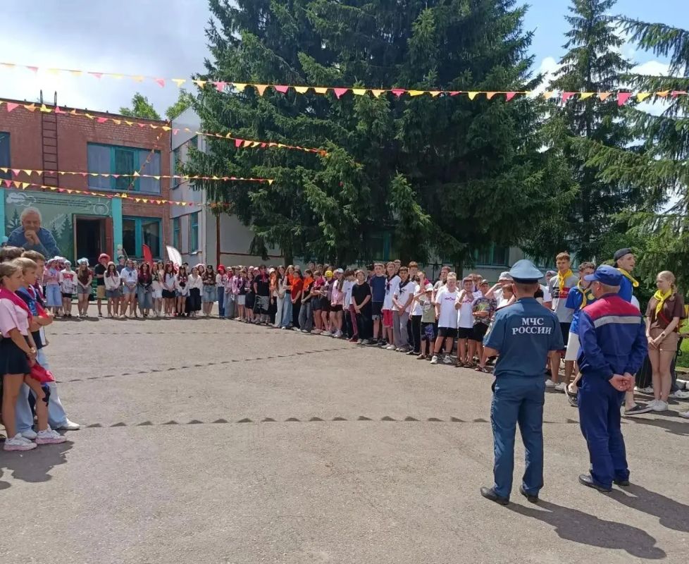 Проведение совместных занятий с ребятами из лагеря имени С. А. Шмакова Солнцевского района Проведение совместных занятий с ребятами из лагеря имени С. А. Шмакова Солнцевского района