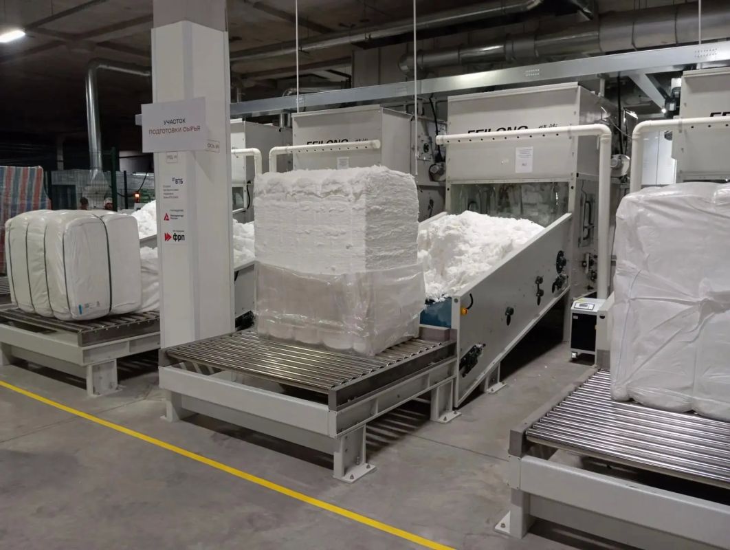 В Курске открыли уникальное производство гигиенических товаров В Курске открыли уникальное производство гигиенических товаров