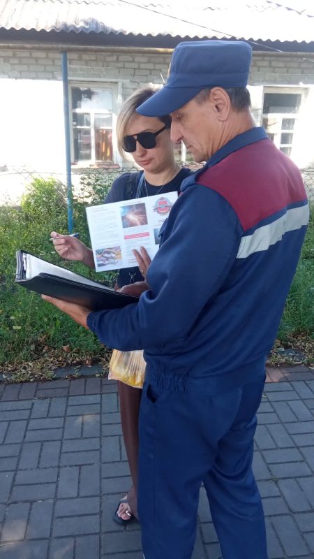 Профилактический рейд на улицах п. Золотухино Профилактический рейд на улицах п. Золотухино