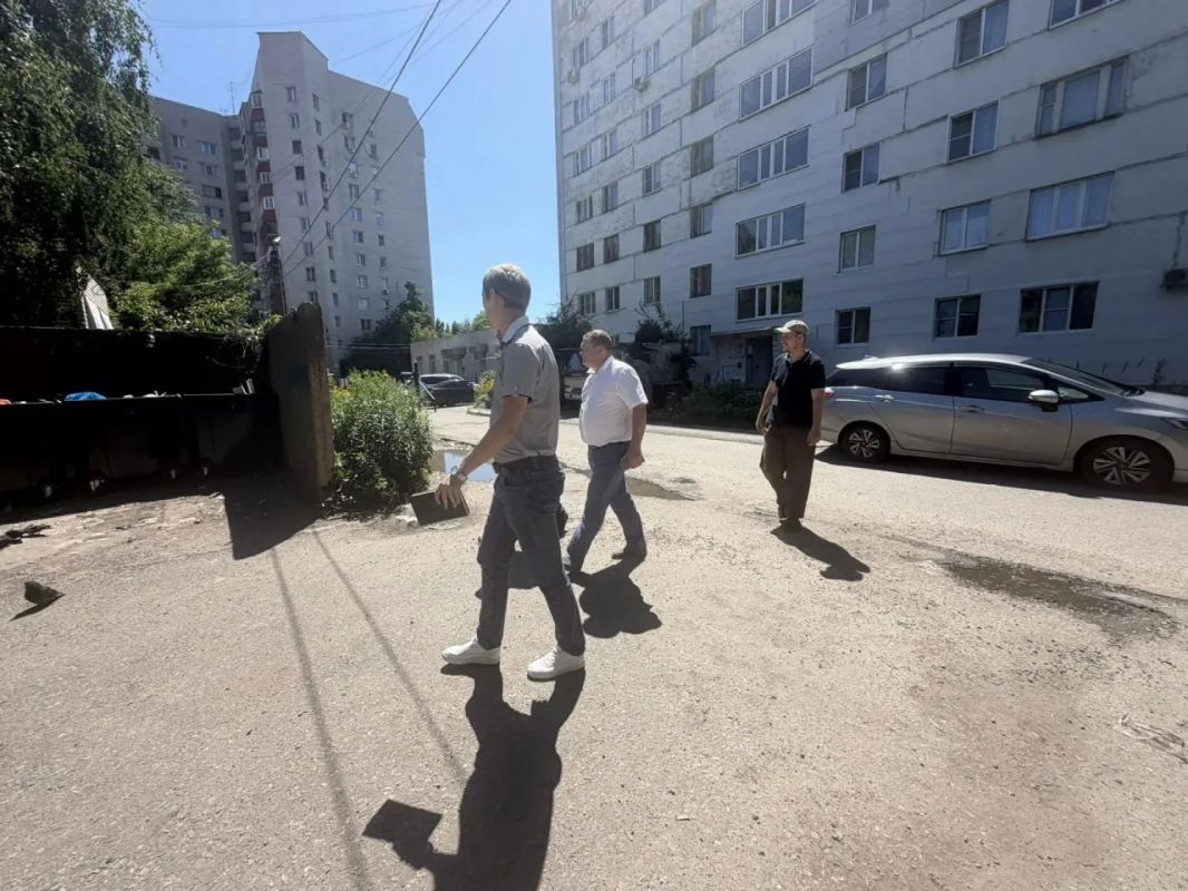 В Курской области глава Минприроды провел рейд по мусорным контейнерам В Курской области глава Минприроды провел рейд по мусорным контейнерам