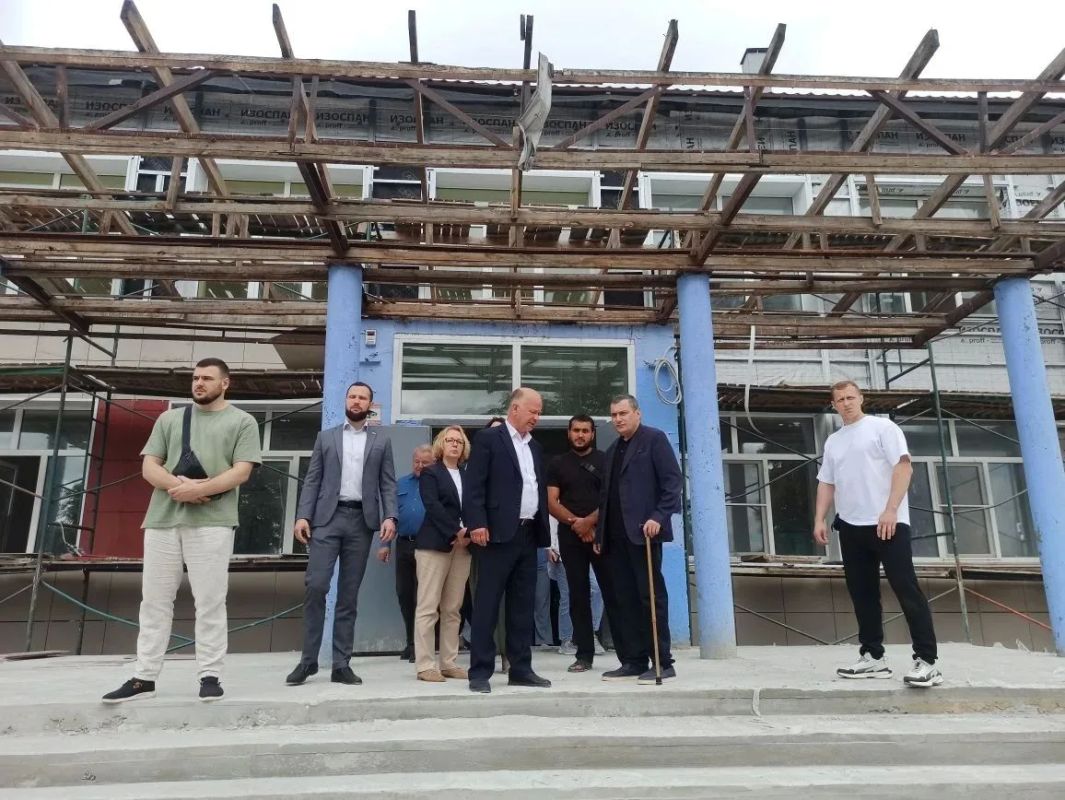 В Барановской школе Горшеченского района Курской области продолжается капремонт