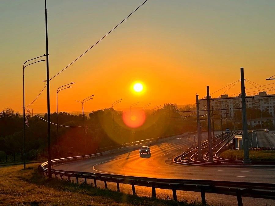 Антициклон принесет в Курскую область жаркую и солнечную погоду