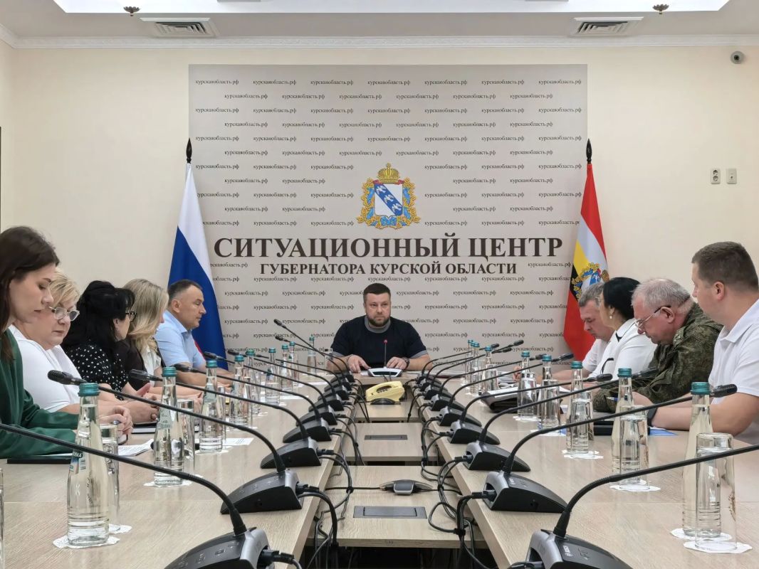 В Доме Советов состоялось очередное заседание областной межведомственной комиссии по вопросам деятельности регионального филиала Государственного фонда поддержки участников специальной военной операции «Защитники Отечества»