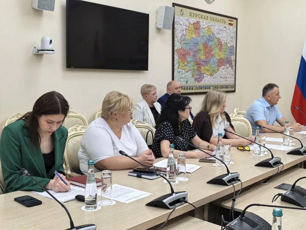 В Доме Советов состоялось очередное заседание областной межведомственной комиссии по вопросам деятельности регионального филиала Государственного фонда поддержки участников специальной военной операции «Защитники Отечества» В Доме Советов состоялось очередное заседание областной межведомственной комиссии по вопросам деятельности регионального филиала Государственного фонда поддержки участников специальной военной операции «Защитники Отечества»