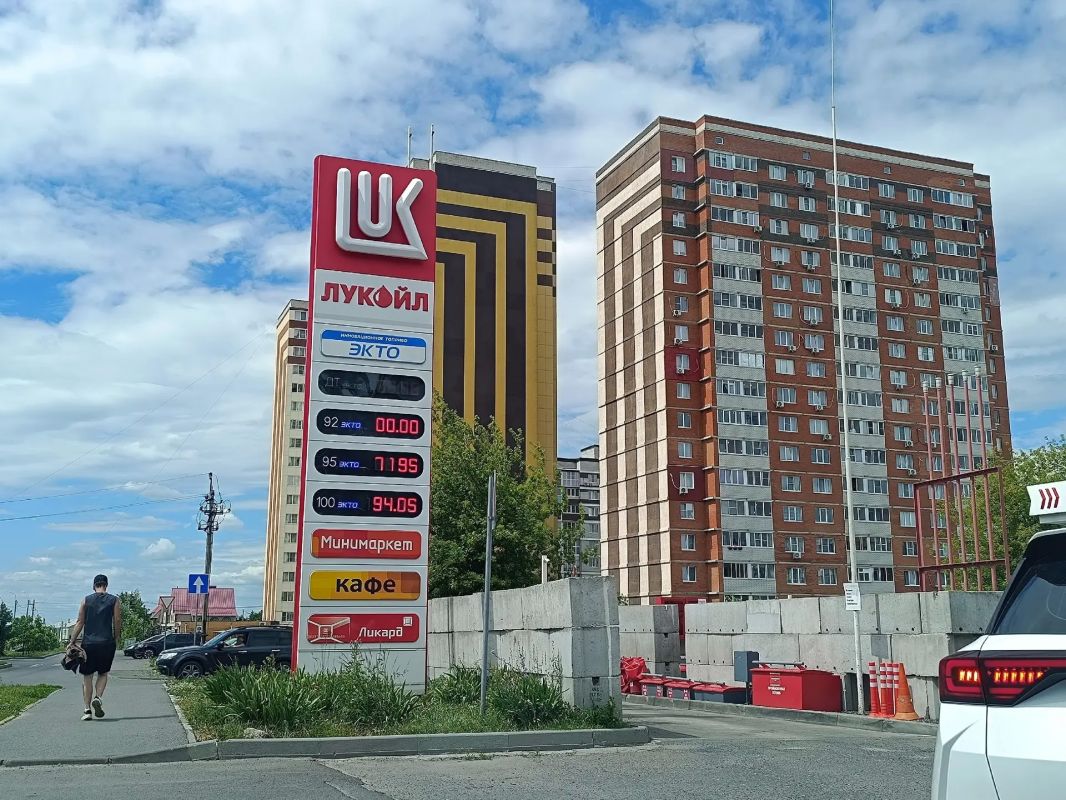 В Курской области снизились очереди на заправках после введения системы «чёт-нечёт»