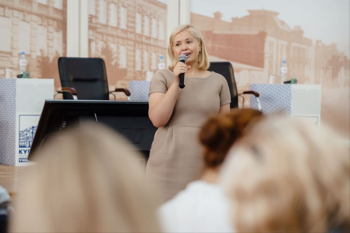 Екатерина Харченко: Наш университет стал площадкой проведения первого дня медиафорума «Герои, меняющие время» Екатерина Харченко: Наш университет стал площадкой проведения первого дня медиафорума «Герои, меняющие время»